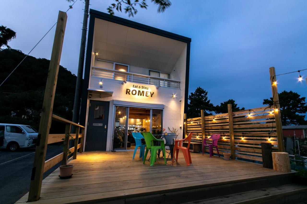 海と山に囲まれた静かな港町の オーシャンビュー 個室ゲストハウスeat&Stay Romey Shizuoka Zewnętrze zdjęcie